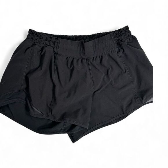 EUC Lululemon Women's Hotty Hot Black Athletic Shorts 4” Inseam - Size 10 - Picture 3 of 11